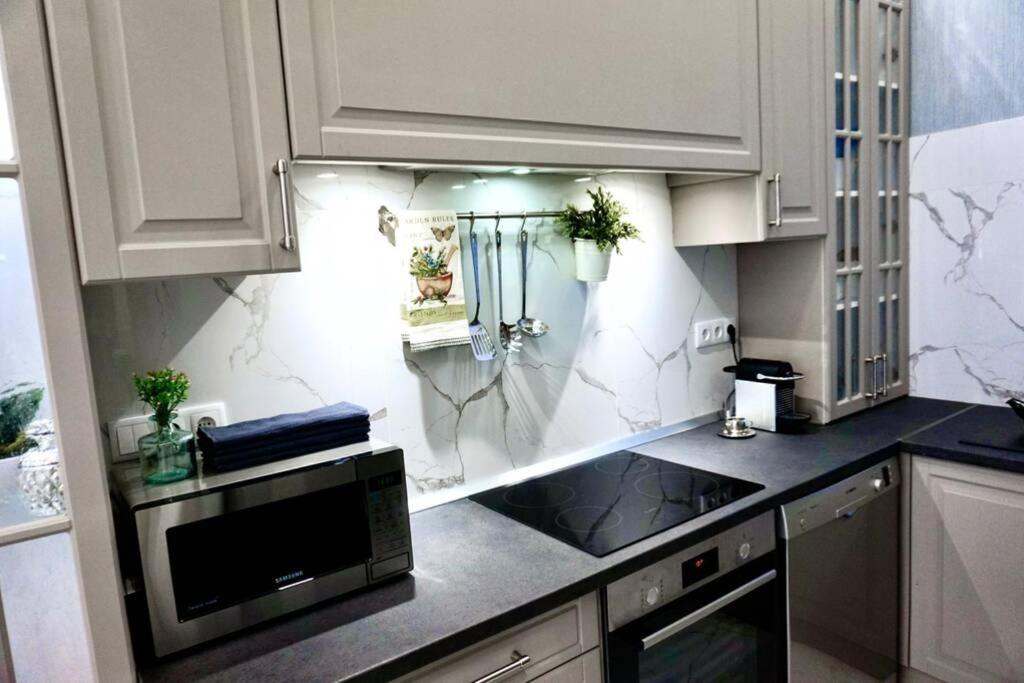 Parliament Square Apartment Будапеща Екстериор снимка